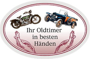 Logo mit illustriertem Oldtimer-Motorrad und Auto mit dem Schriftzug „Ihr Oldtimer in besten Händen“